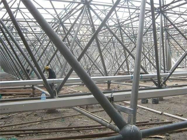 鹤岗盘点螺栓球网架对选材方面的4点要求
